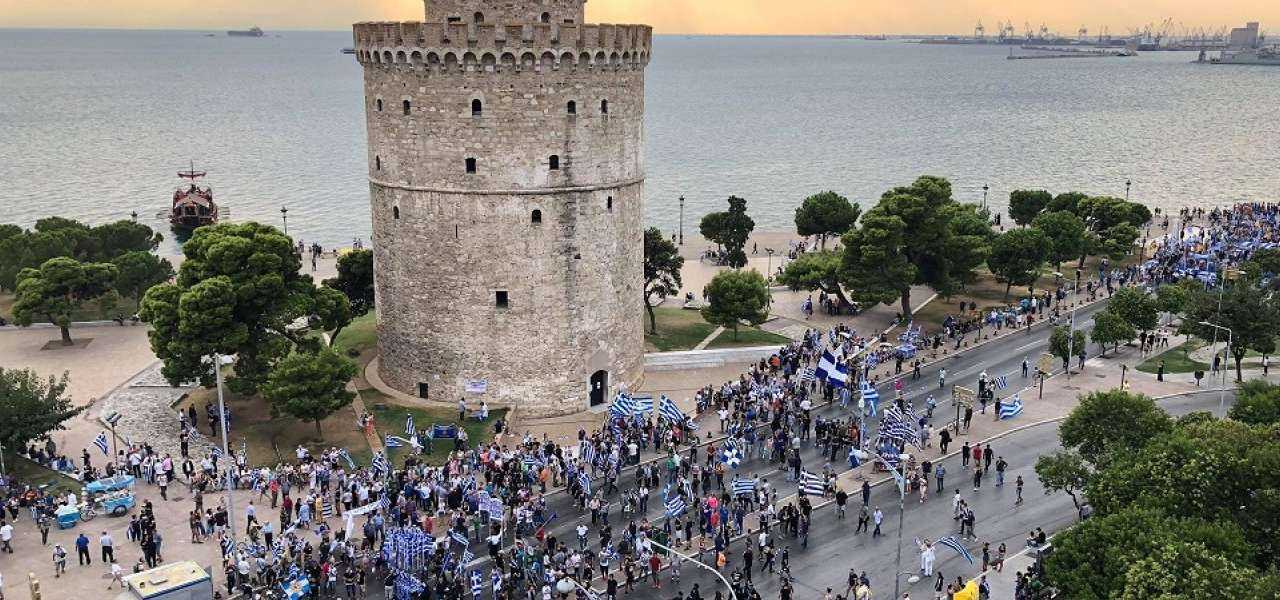 Μπλόκα των κυβερνητικών δυνάμεων ασφαλείας στους διαδηλωτές. Μέχρι και τους δημοσιογράφους προσπάθησαν να φιμώσουν με την βία τα ΜΑΤ