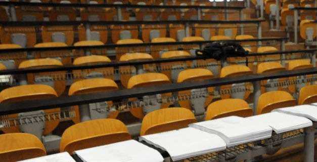 Καθηγητής του ΤΕΙ Σερρών ζητούσε χρήματα και σεξ από φοιτητές για να τους περάσει στο μάθημα