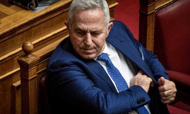 Αποστολάκης-Έγινε υπουργός και έφερε “φουρτούνα” στις κρίσεις των Αξιωματικών