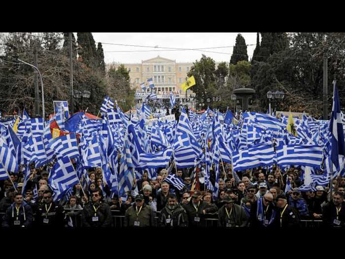 ΠΕΝΘΙΜΑ ΘΑ ΧΤΥΠΟΥΝ ΟΙ ΚΑΜΠΑΝΕΣ ΕΚΚΛΗΣΙΩΝ ΟΣΟ ΔΙΑΡΚΕΙ Η ΣΥΖΗΤΗΣΗ ΓΙΑ ΤΗΝ ΣΥΜΦΩΝΙΑ ΤΩΝ ΠΡΕΣΠΩΝ