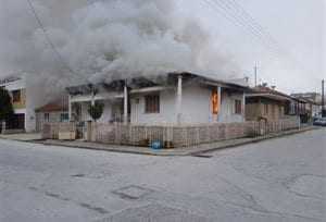 Καίγεται σπίτι στην Ν. Καρβάλη