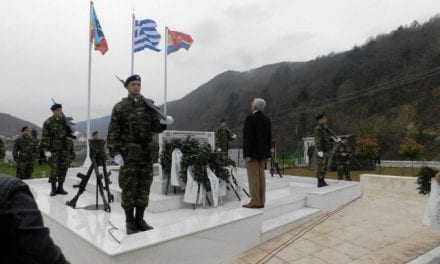 Τιμή στους νεκρούς του Εχίνου