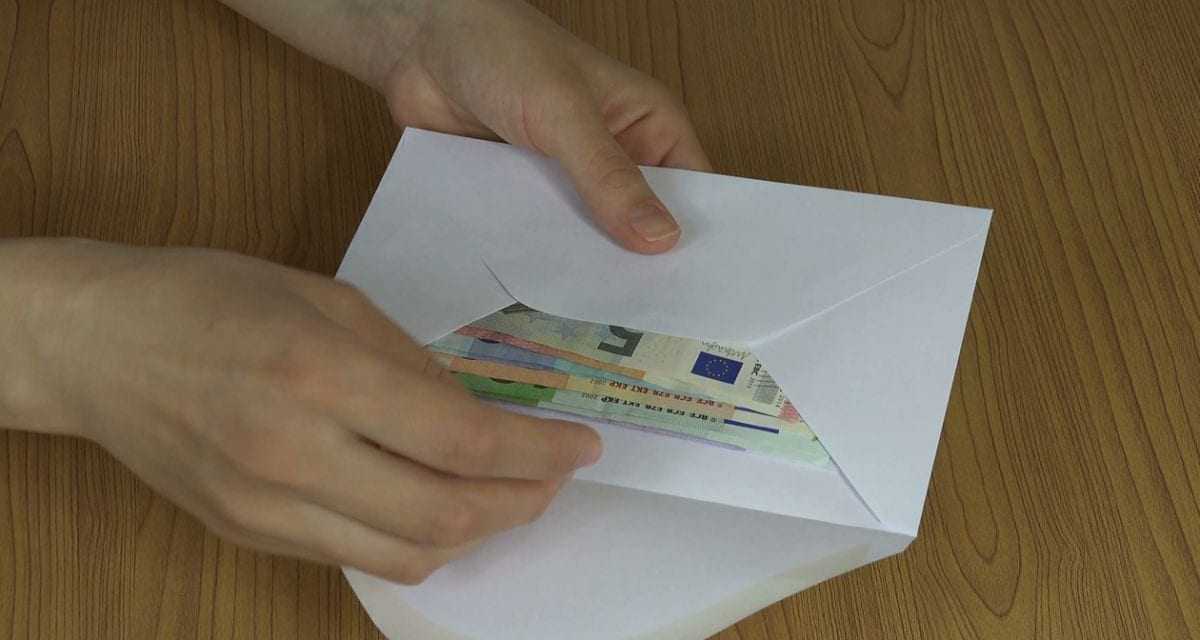 Πρόεδρος Ρομά: Υπάρχουν πληροφορίες για εξαγορά ψήφων   Ας έρθει μια βόλτα από Δροσερό μεριά και ας ρωτήσει την Σαμπιχά