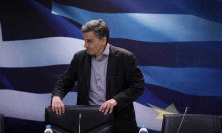 120 δόσεις: Θα σώσει ο Τσακαλώτος την «παρτίδα» για τον ΣΥΡΙΖΑ;