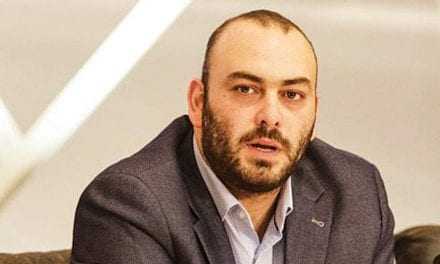 Κάποιος να πει στον υφυπουργό οικονομίας ότι δεν ξαναψηφίζεται αν δίνει λεφτά δύο ημέρες πριν τις εκλογές