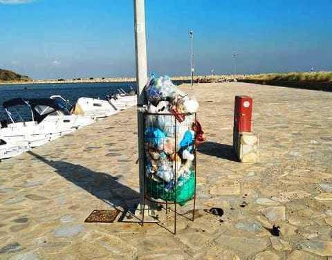 Αυτή η εικόνα δεν τιμά κανέναν και πρώτα απ’ όλους αυτούς που χρησιμοποιούν το λιμάνι των Αβδήρων