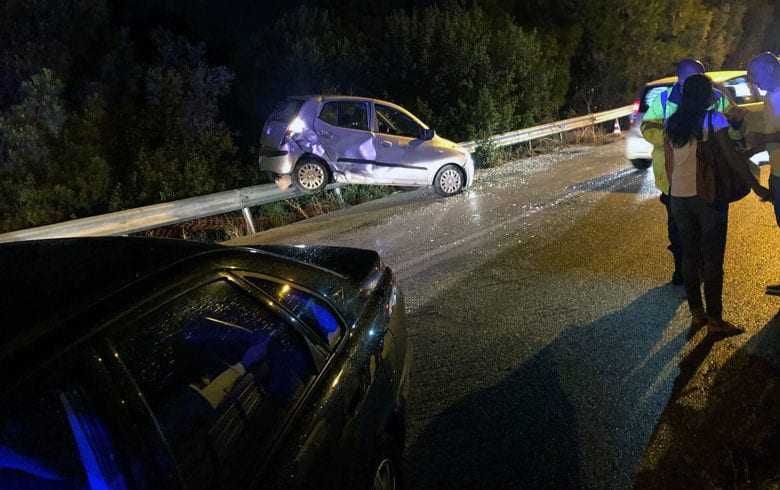 Σφοδρή σύγκρουση δύο Ι.Χ στην περιοχή του Παληού.