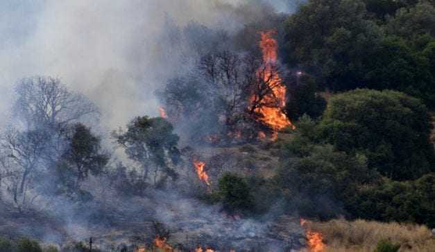 Στο «κόκκινο» ο κίνδυνος πυρκαγιάς την Κυριακή – Σε συναγερμό πολλές περιοχές