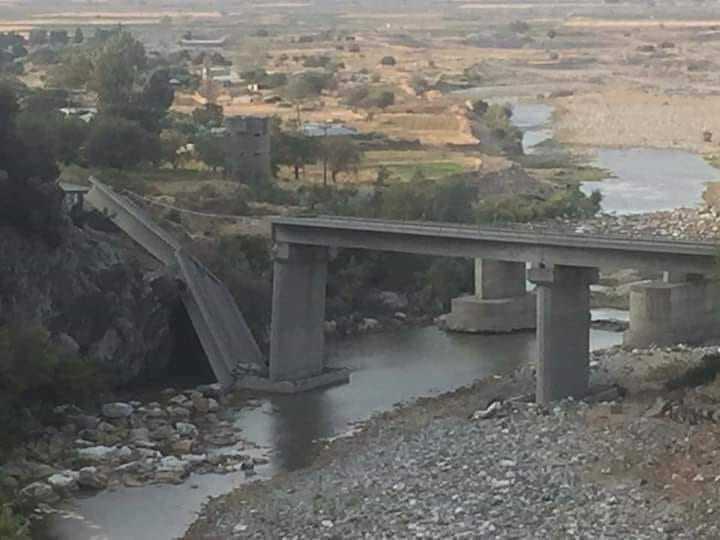 Γκρεμισμένη γέφυρα Κομψάτου. Η Σάτιρα στην υπηρεσία της κοινωνίας του Ιάσμου