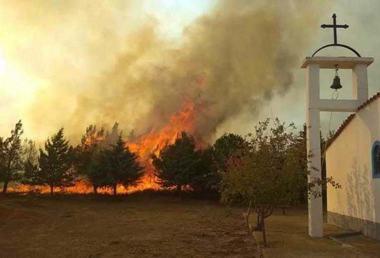 Πυρκαγιά στην Μάνδρα. 195 στρέμματα κάηκαν από την πύρινη λαίλαπα. Συναγερμός στην Πυροσβεστική Ξάνθης