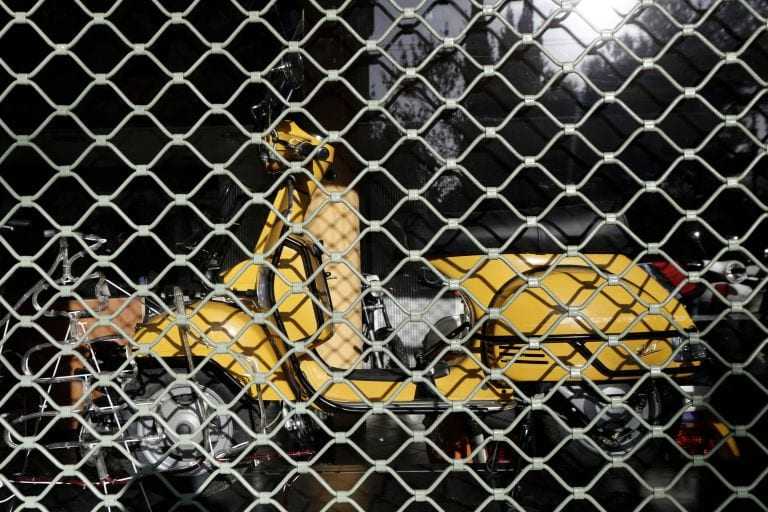 Τι θα αλλάξει  Μεγάλες ανατροπές στα ΚΤΕΟ – Δείτε πώς θα γίνονται οι έλεγχοι στα παλαιά αυτοκίνητα