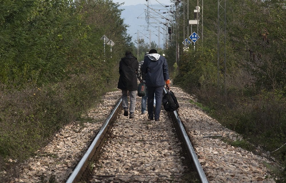 Πρώτα τους «γδέρνουν» στην Τουρκία και μετά τους «αμολάνε» στην Ελλάδα