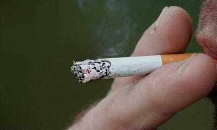 Η πρώτη Λέσχη Καπνιστών -και με τον νόμο- είναι γεγονός