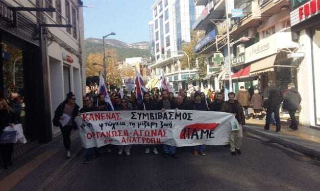 Και από την Ξάνθη, όπως σε δεκάδες πόλεις της χώρας, στείλαμε χθες ηχηρό μήνυμα στην κυβέρνηση της ΝΔ και τους κεφαλαιοκράτες  «Κάτω τα χέρια από την Κοινωνική Ασφάλιση».