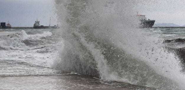 θυελλώδεις άνεμοι στην θαλάσσια περιοχή του Πόρτο Λάγος