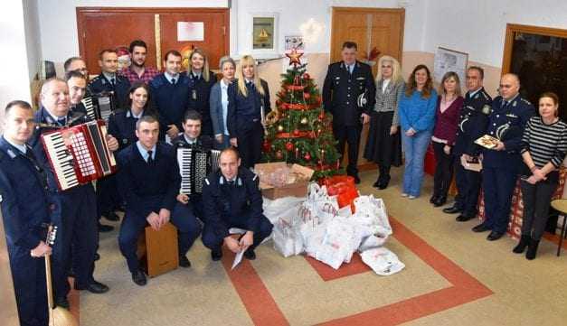 Κοινωνικές δράσεις της Ελληνικής Αστυνομίας στην Ανατολική Μακεδονία και τη Θράκη, κατά τις εορτές των Χριστουγέννων και του Νέου Έτους