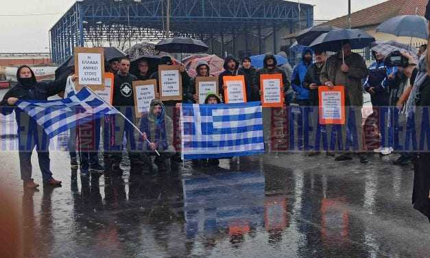 Γιαννιτσά: Μπούλινγκ μαθητών από παιδιά λαθρομεταναστών. Ειρηνική αντίδραση των κατοίκων. Δεν θέλουν λαθρομετανάστες στην περιοχή.