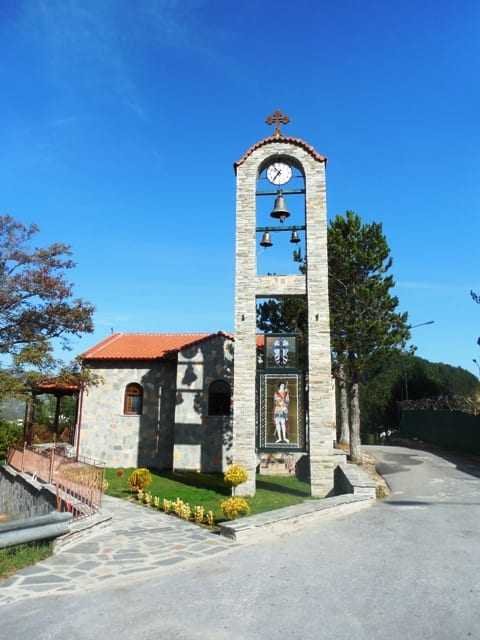  8 ΦΕΒ Θεία Λειτουργία στον Ι.Ν.Αγ.Γεωργίου  στο χωριό ΓΛΑΥΚΗ