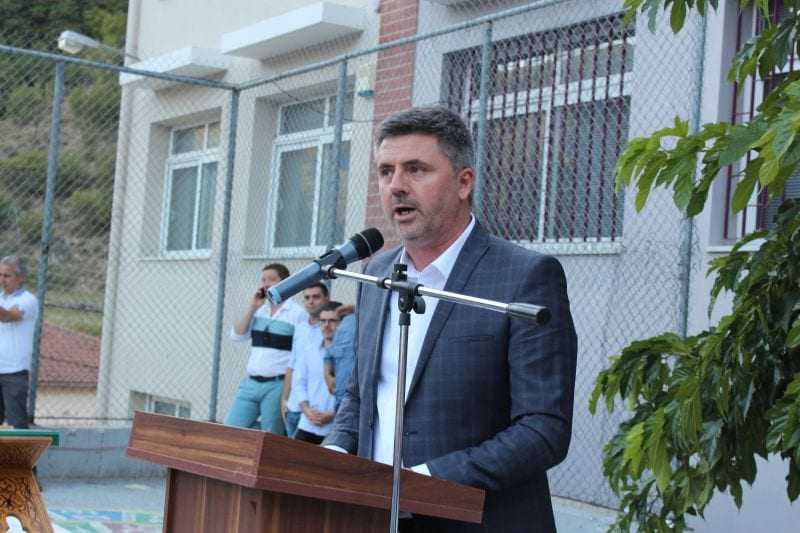 Εκστρατεία ενημέρωσης από τον δήμαρχο Μύκης Ντελή Χουσείν Ριτβάν  για τον κορονοιό, σε αυτούς που επιστρέφουν από το εξωτερικό