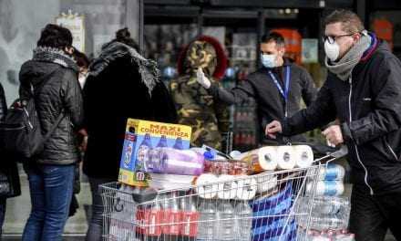 Κοροναϊός: Μέτρα ζήτησαν τα σούπερ μάρκετ – Τι ισχύει με ωράριο λειτουργίας και άδειες