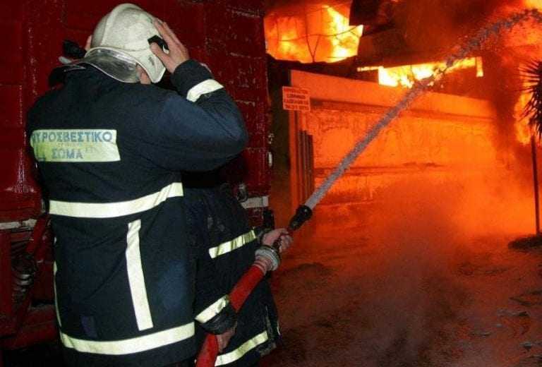 Συνελήφθη ο πυρομανής της Δράμας- Έκαψε ακατοίκητα σπίτια και τον Σιδηροδρομικό Σταθμό