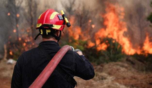 Γιατί οι δήμοι δεν οργανώνουν εθελοντικές Πυροσβεστικές Υπηρεσίες;