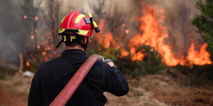 Γιατί οι δήμοι δεν οργανώνουν εθελοντικές Πυροσβεστικές Υπηρεσίες;