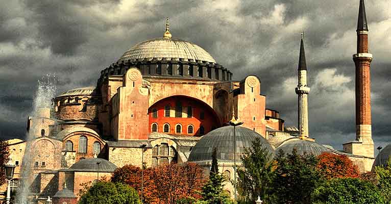 «Ναι» από το ΣτΕ της Τουρκίας τζαμί η Αγία Σοφία – Αντίδραση από την UNESKO