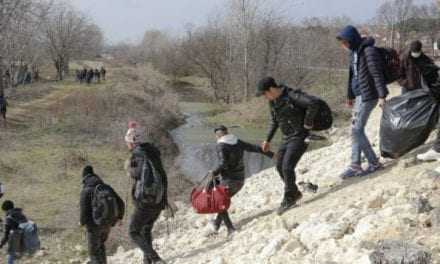 Νέο κύμα λαθρομετανάστευσης χτυπά την Θράκη – Ξέφραγο αμπέλι