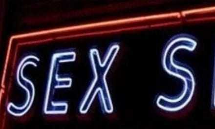 Ξεπουλάνε τα sex shop στην Θεσσαλονίκη