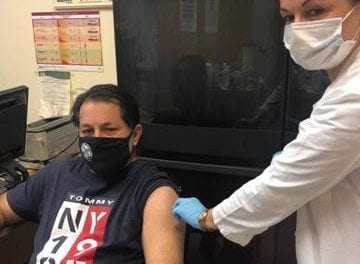 Ξεκίνησαν οι εμβολιασμοί των Αστυνομικών Υπαλλήλων στο Αστυνομικό Τμήμα Εχίνου.