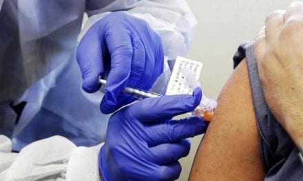 Κορονοϊός: Ώρες αγωνίας για υποδιοικητή νοσοκομείου – Νοσηλεύεται σε ΜΕΘ μετά το εμβόλιο