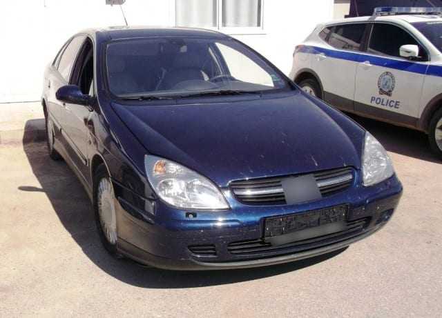 Συνελήφθη αλλοδαπός διακινητής ο οποίος προωθούσε στο εσωτερικό της χώρας μη νόμιμους μετανάστες