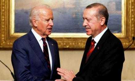 Oι ΗΠΑ ”γονατίζουν” τον Ερντογάν – Του κήρυξαν οικονομικό ”πόλεμο” Ανδρέας Μουντζουρούλιας Ανδρέας Μουντζουρούλιας