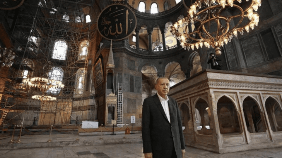 ΗΠΑ: Γερουσιαστές και βουλευτές ζητούν να λογοδοτήσει ο Ερντογάν για την Αγία Σοφία