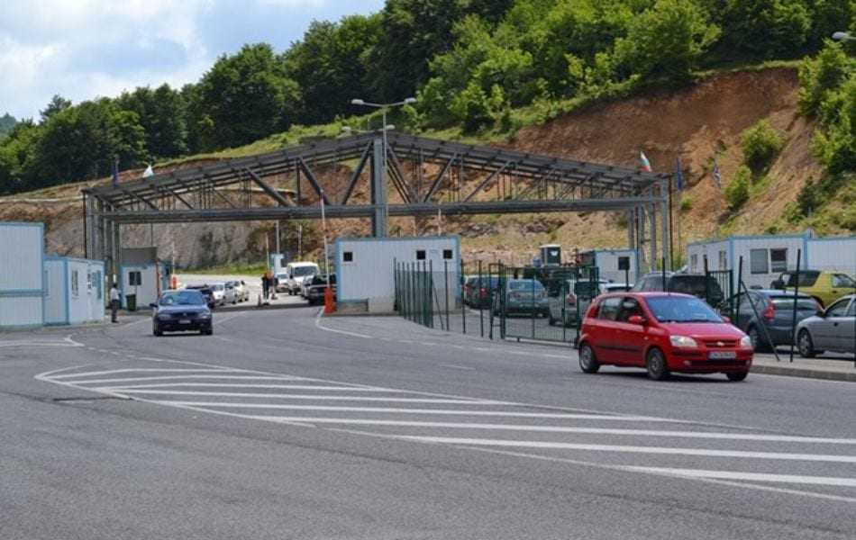 Η παράλογη συμπεριφορά της κυβέρνησης φέρνει στα όρια της φτώχιας τους επαγγελματίες τουρισμού