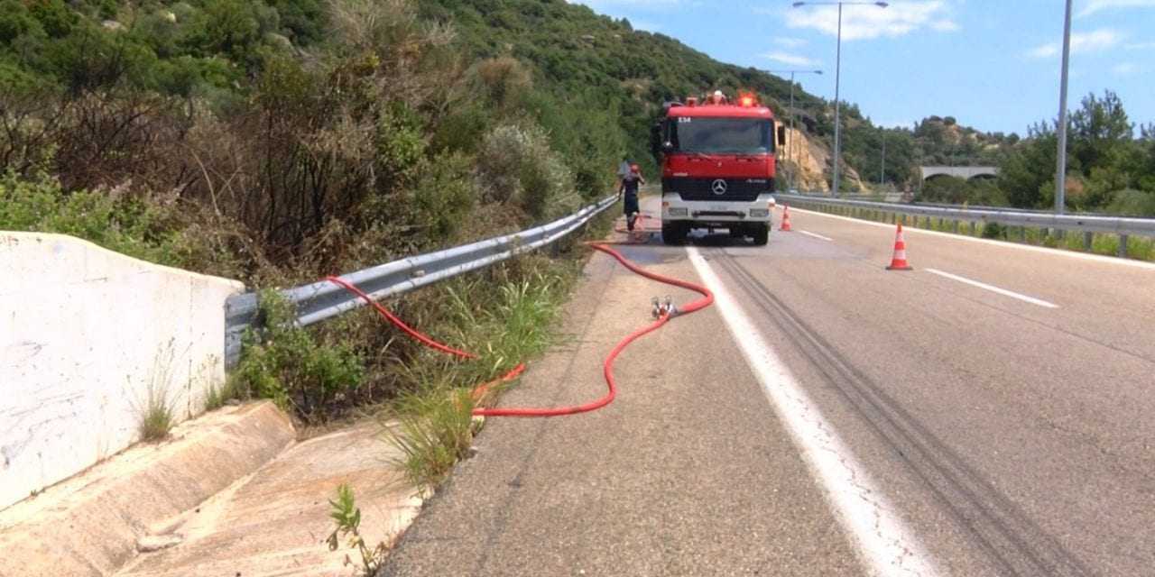 Φωτιά σε όχημα στην Εγνατία