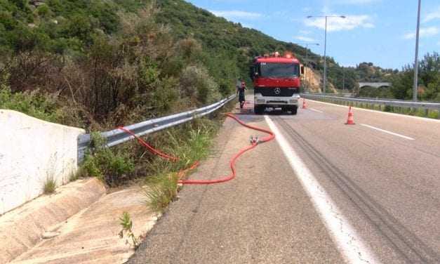 Φωτιά σε όχημα στην Εγνατία