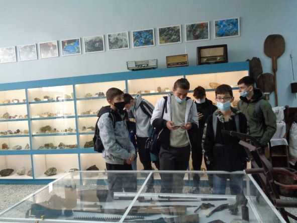 Το 2ο Γυμνάσιο Ξάνθης στο Μουσείο Ορυκτών και Πετρωμάτων στα Βρασνά