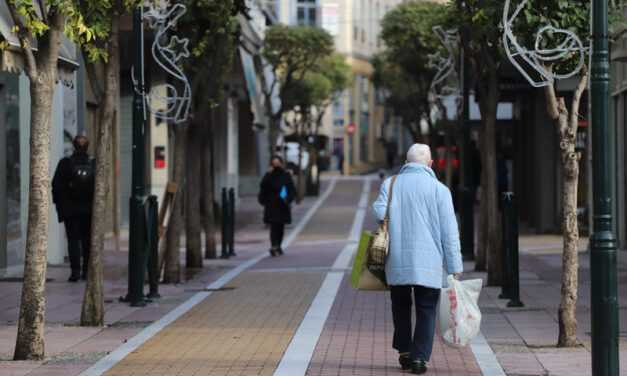 Έπιστροφή στο πρωϊνό ωράριο για τα καταστήματα της ΑΜ-Θ