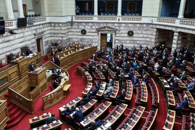 Τι περίμεναν οι πολιτικοί αντίπαλοι του Μητσοτάκη;