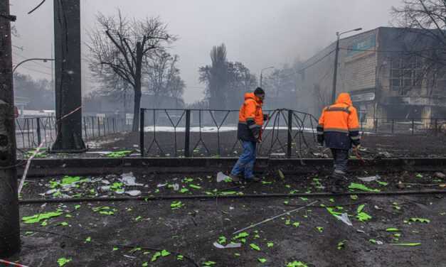 Ουκρανία: Οι Ρώσοι κατέλαβαν τη Χερσώνα – Νύχτα κόλασης στο Κίεβο