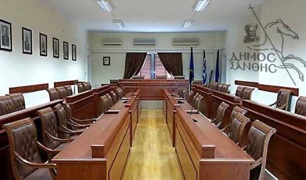 Χ. Δημαρχόπουλος: Κάποιοι είναι πολύ «μικροί» για να κάθονται σε αυτές τις καρέκλες / Τα 30 δευτερόλεπτα του Ν. Ανταμπούφη, «εξιλαστήριο θύμα» του προέδρου Γ. Μπούτου