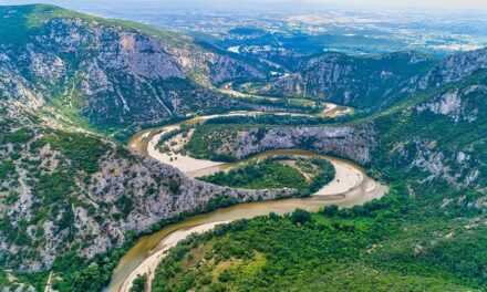 Νέστος: Ο ποταμός σε σχήμα φιδιού με τις απίστευτες εικόνες