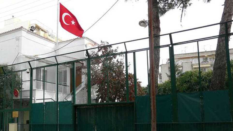Εκφοβισμός των μουσουλμάνων της Κομοτηνής από το Τουρκικό Προξενείο – Αστυνομική Διεύθυνση Ροδόπης: ΔΕΝ ΥΠΉΡΞΕ ΑΠΕΙΛΙΤΙΚΌ ΤΗΛΕΦΏΝΗΜΑ ΣΤΟ ΞΕΝΟΔΟΧΕΙΟ