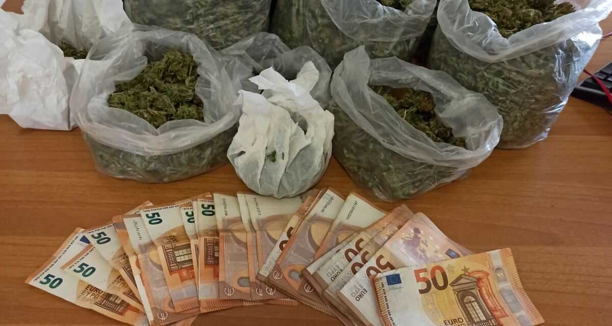 Συνελήφθη ένα άτομο κατηγορούμενο για κατοχή ναρκωτικών