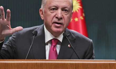 Toυρκία: Ο Ερντογάν απολύει τον αντιπρόεδρο της στατιστικής υπηρεσίας – Σε δραματικά επίπεδα ο πληθωρισμός