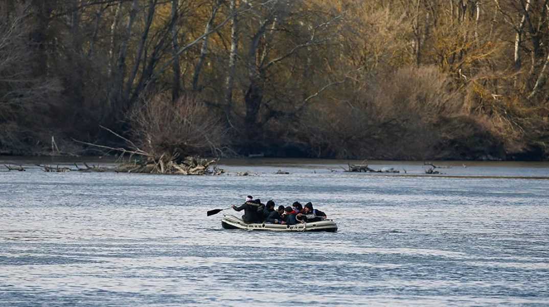 Εξαρθρώθηκε μεγάλο κύκλωμα διακίνησης μεταναστών | Συνελήφθησαν 18 άτομα