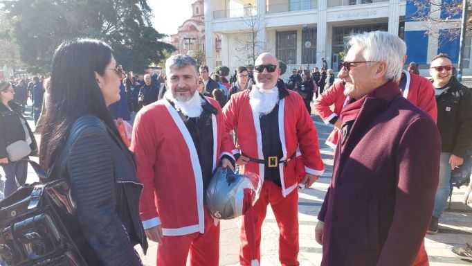 Ο Δήμαρχος επισκέφθηκε την πρωτοχρονιάτικη αγορά  της Ξάνθης