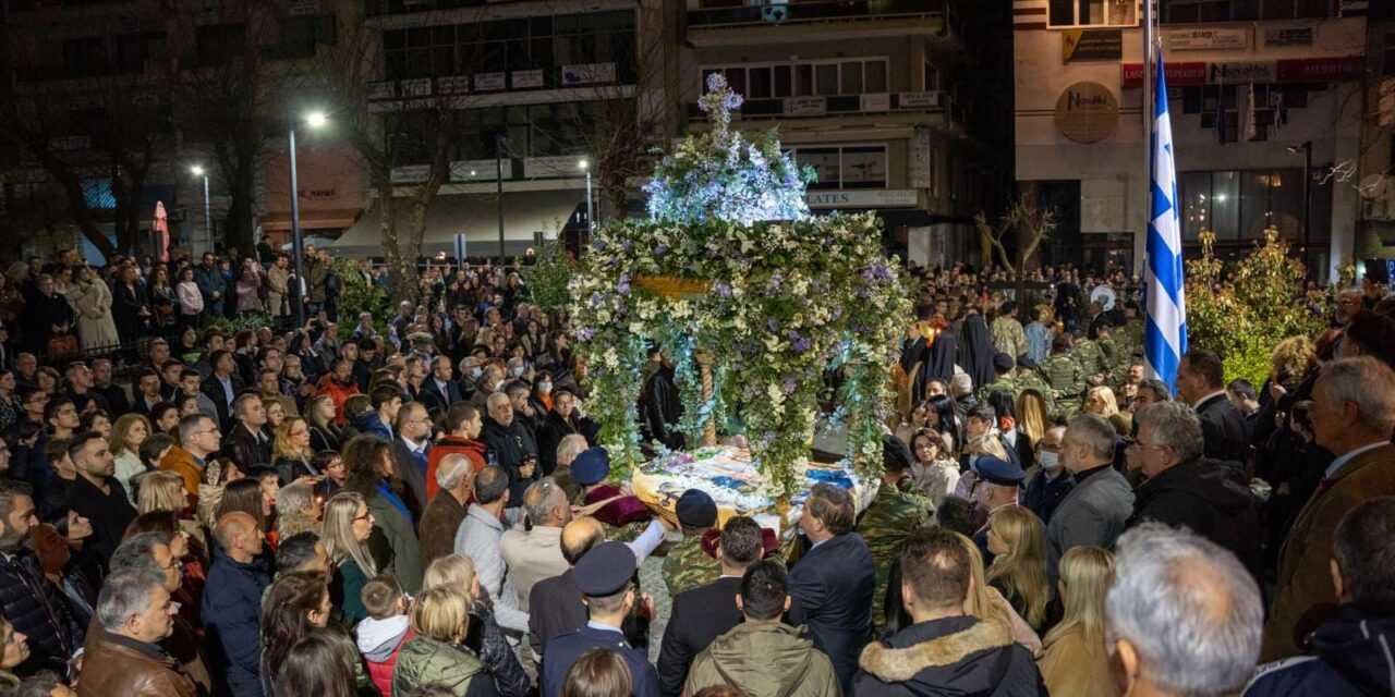 Σύναξη των Επιταφίων στην Κεντρική πλατεία